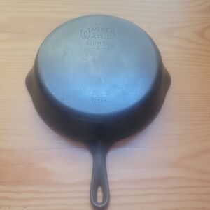 Wagner Wear 1920- 1940 Cast Iron Skillet